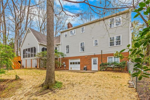 5965 Woodfield Drive, Kernersville, NC 27284