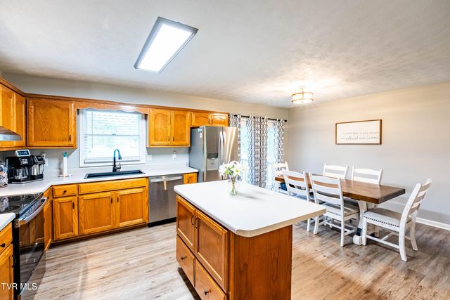 117 Kings Mountain Drive, Church Hill, TN 37642