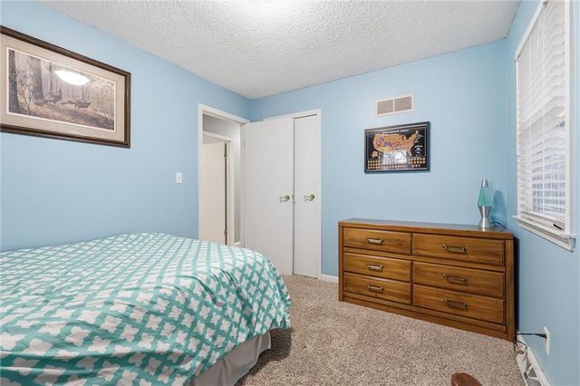 8001 Bel Ray Drive, Belton, MO 64012