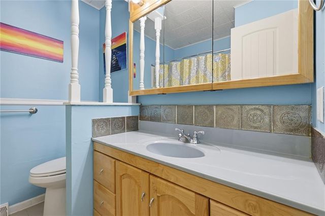 8001 Bel Ray Drive, Belton, MO 64012