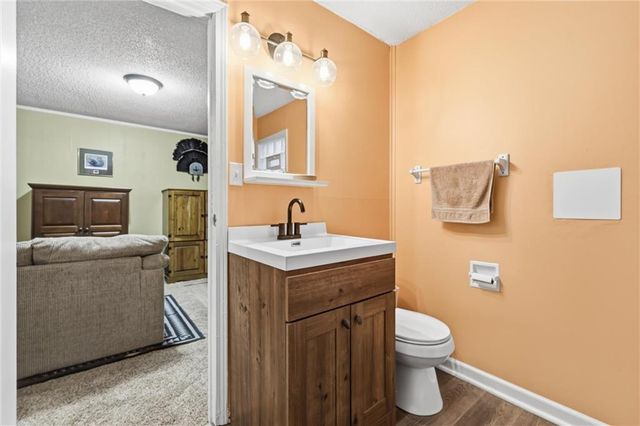 8001 Bel Ray Drive, Belton, MO 64012