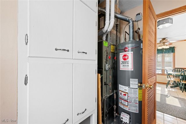 246 Kempton, Berea, OH 44017