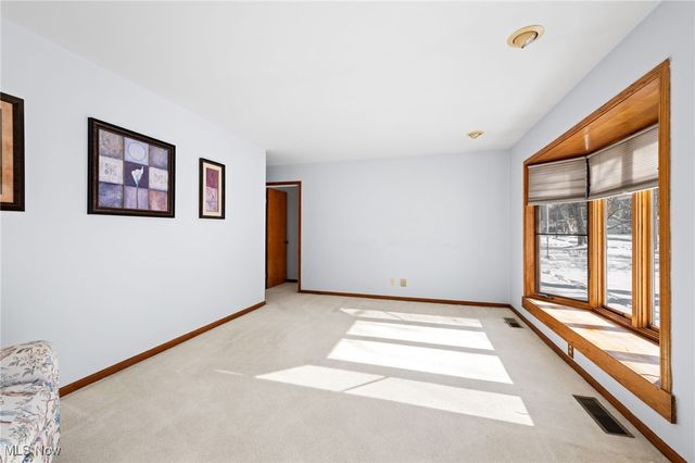 246 Kempton, Berea, OH 44017