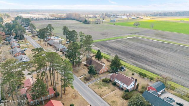 1700 Hardee Road, Kinston, NC 28504