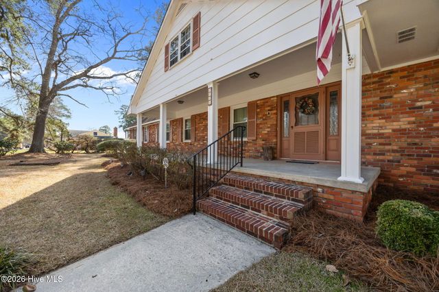 1700 Hardee Road, Kinston, NC 28504