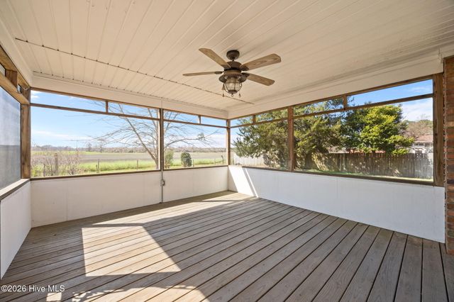 1700 Hardee Road, Kinston, NC 28504