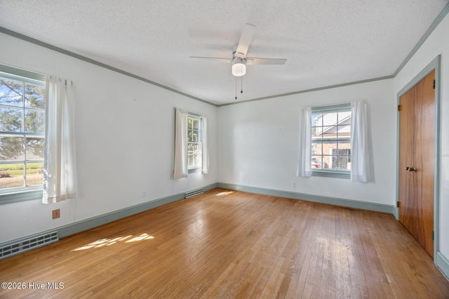 1700 Hardee Road, Kinston, NC 28504