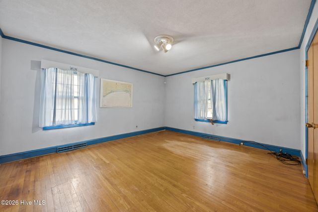 1700 Hardee Road, Kinston, NC 28504