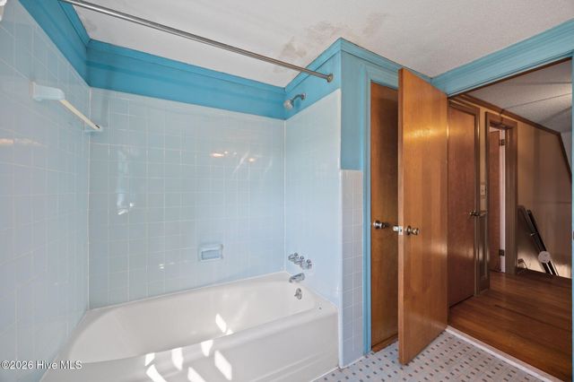 1700 Hardee Road, Kinston, NC 28504