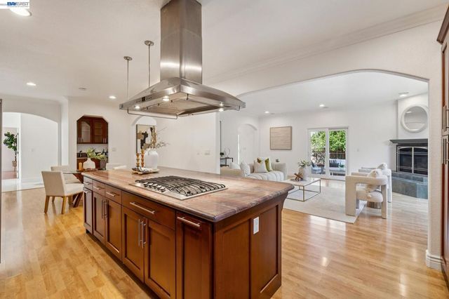 3172 Riviera Way, San Ramon, CA 94583