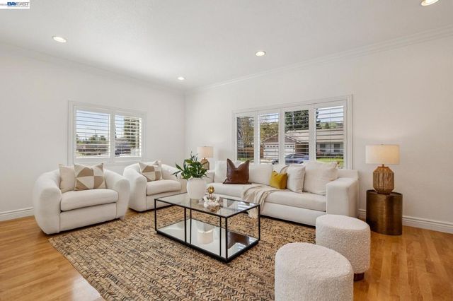 3172 Riviera Way, San Ramon, CA 94583