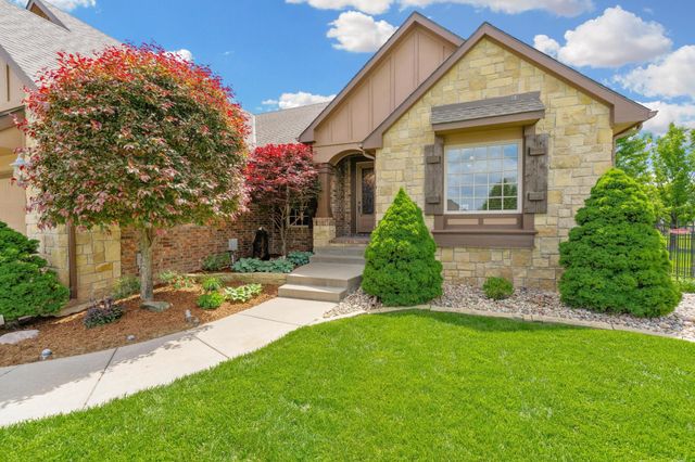 2250 N Stonegate Cir, Andover, KS 67002