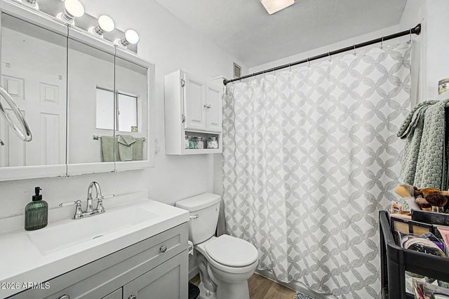 2560 W GREGORY Street, Apache Junction, AZ 85120