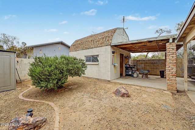 2560 W GREGORY Street, Apache Junction, AZ 85120