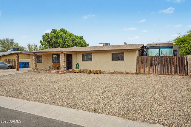 2560 W GREGORY Street, Apache Junction, AZ 85120