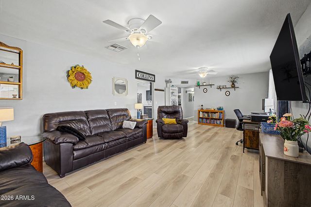 2560 W GREGORY Street, Apache Junction, AZ 85120