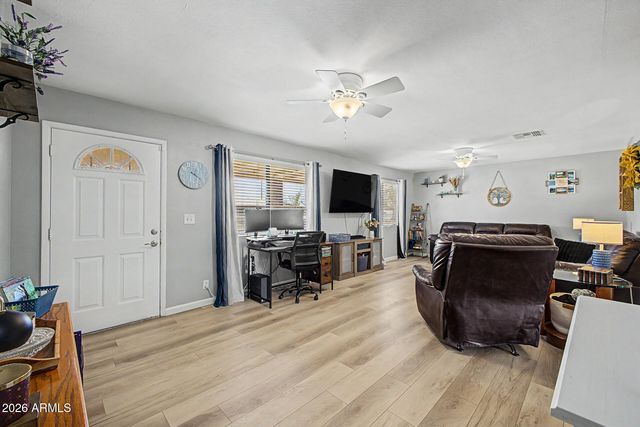 2560 W GREGORY Street, Apache Junction, AZ 85120