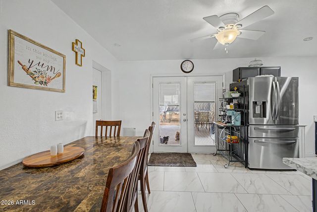 2560 W GREGORY Street, Apache Junction, AZ 85120