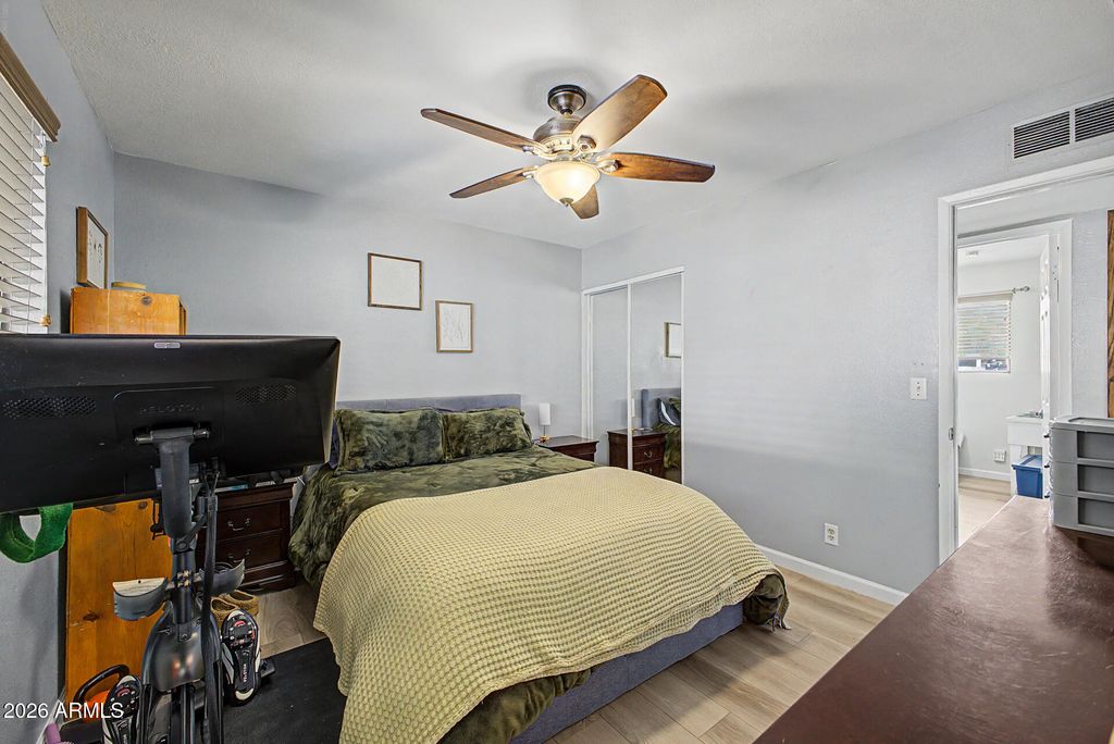 Image 14 of property listing at 2560 W GREGORY Street, Apache Junction, AZ 85120