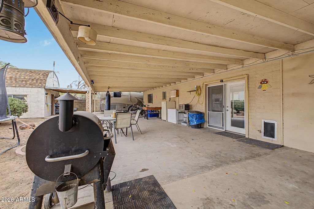 Image 24 of property listing at 2560 W GREGORY Street, Apache Junction, AZ 85120