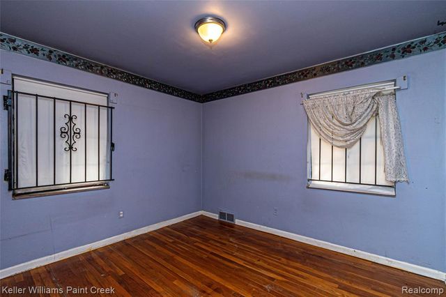 15306 Asbury Park, Detroit, MI 48227