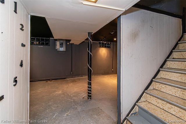 15306 Asbury Park, Detroit, MI 48227