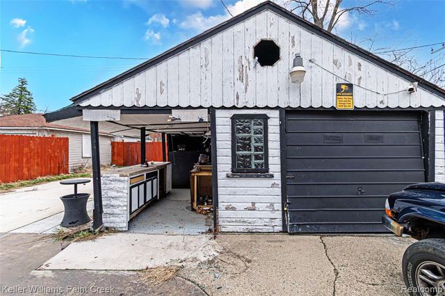 15306 Asbury Park, Detroit, MI 48227