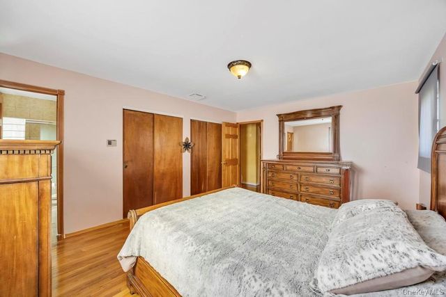 53 Stevenson Place, Deer Park, NY 11729