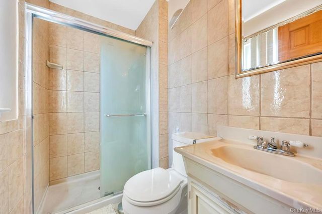 53 Stevenson Place, Deer Park, NY 11729