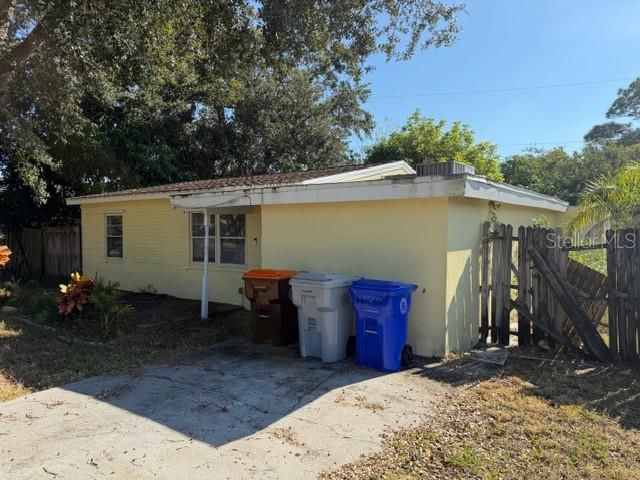 523 7TH LANE SW, Vero Beach, FL 32962