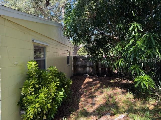 523 7TH LANE SW, Vero Beach, FL 32962