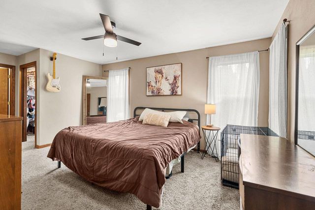 N5403 COUNTY RD W, New London, WI 54961