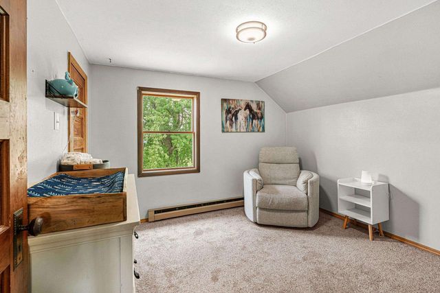 N5403 COUNTY RD W, New London, WI 54961