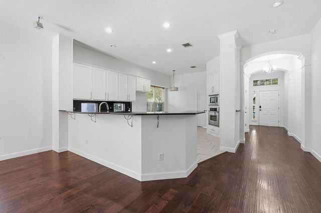 1904 Montana Sky DR, Austin, TX 78727