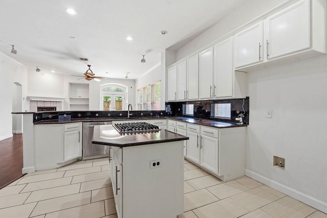 1904 Montana Sky DR, Austin, TX 78727