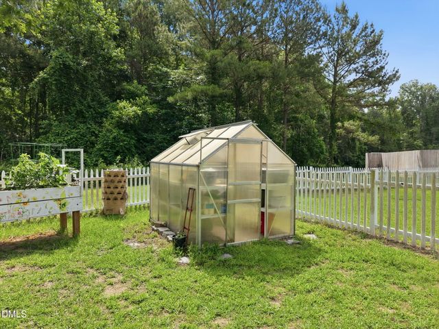108 Kings Court, Garner, NC 27529
