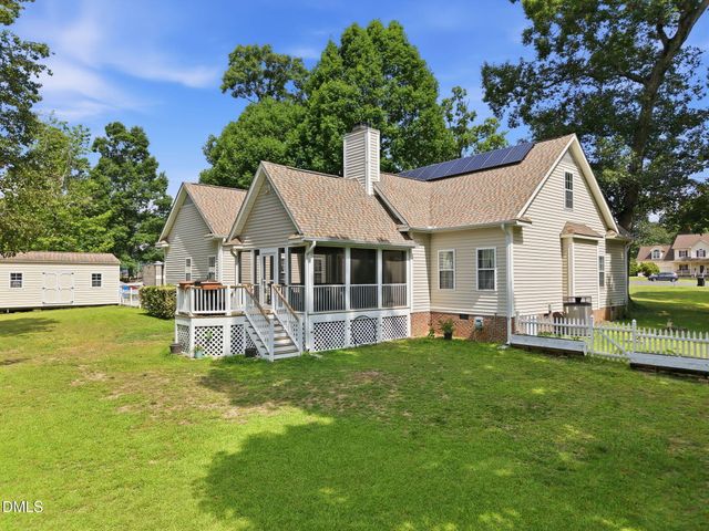 108 Kings Court, Garner, NC 27529
