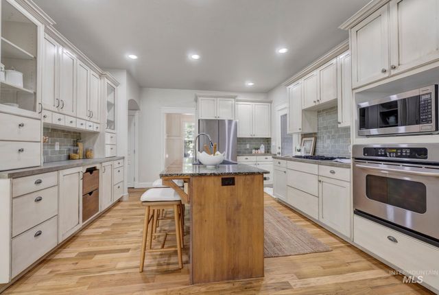 2574 Sunglow Circle, Twin Falls, ID 83301