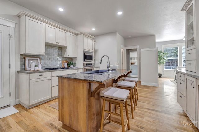 2574 Sunglow Circle, Twin Falls, ID 83301