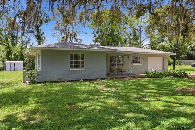 2811 Monroe Street W, Inverness, FL 34453