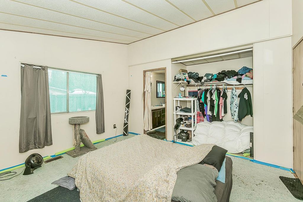 Image 16 of property listing at 17423 Bluewater Bay Lane, Friant, CA 93626