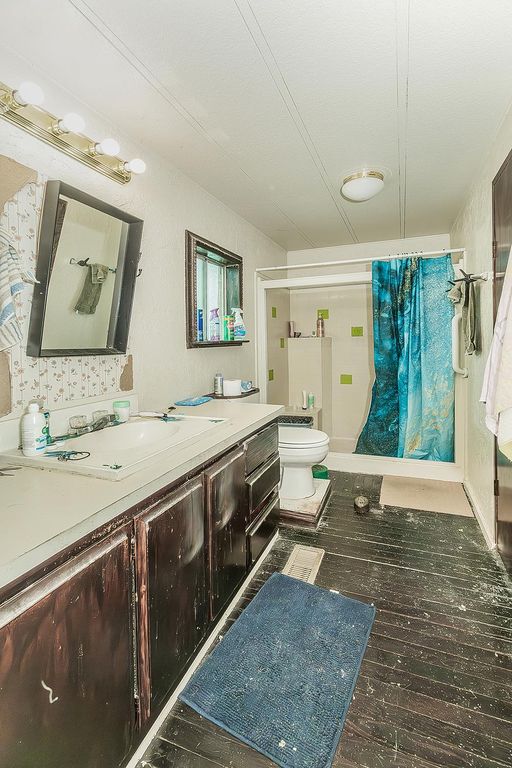 Image 19 of property listing at 17423 Bluewater Bay Lane, Friant, CA 93626