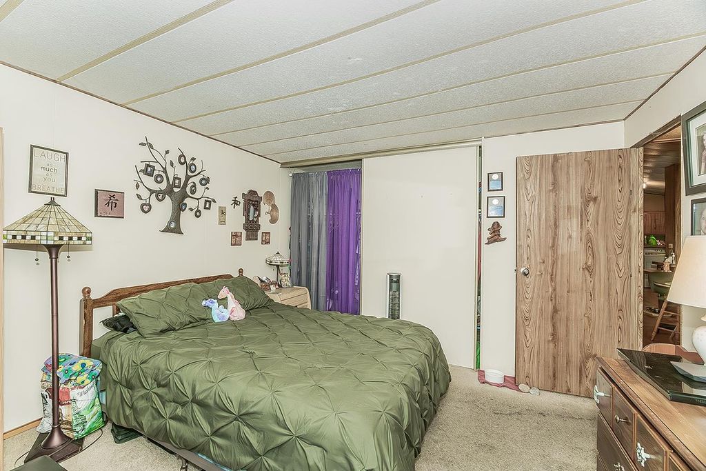 Image 22 of property listing at 17423 Bluewater Bay Lane, Friant, CA 93626