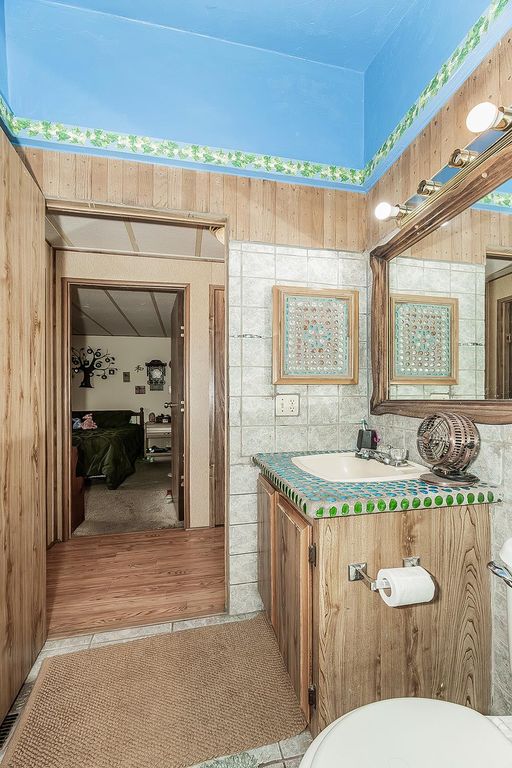 Image 25 of property listing at 17423 Bluewater Bay Lane, Friant, CA 93626