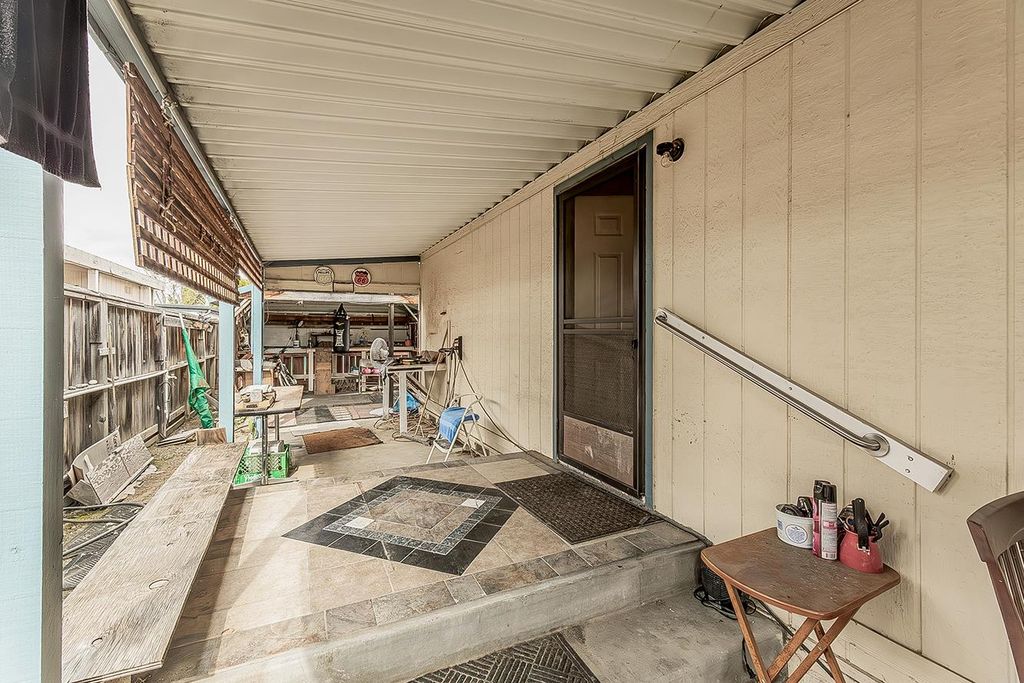 Image 3 of property listing at 17423 Bluewater Bay Lane, Friant, CA 93626