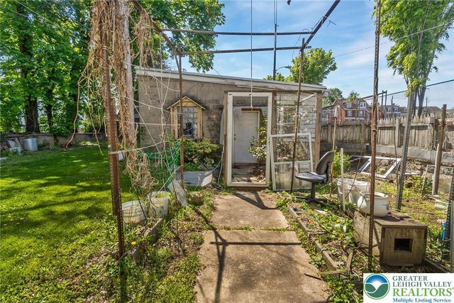768 Washington Street, Easton, PA 18042