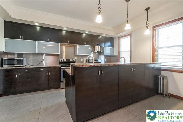768 Washington Street, Easton, PA 18042