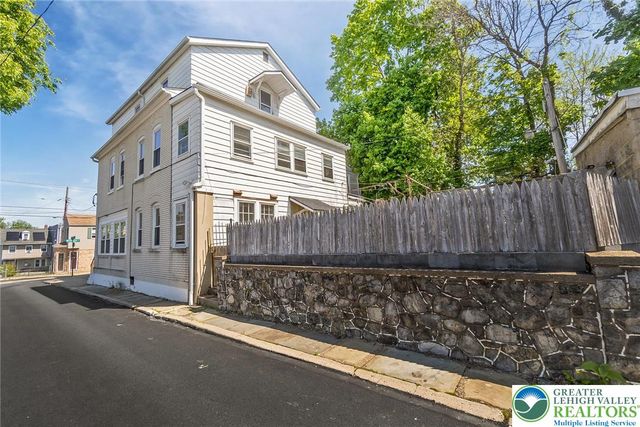 768 Washington Street, Easton, PA 18042