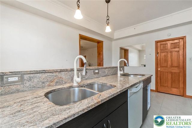 768 Washington Street, Easton, PA 18042
