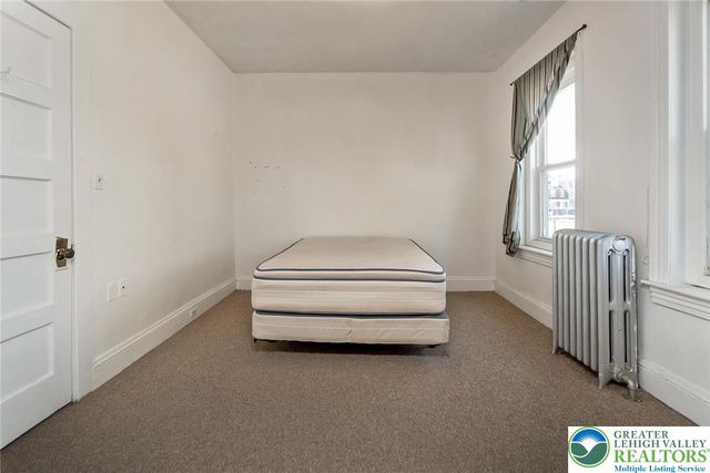 768 Washington Street, Easton, PA 18042